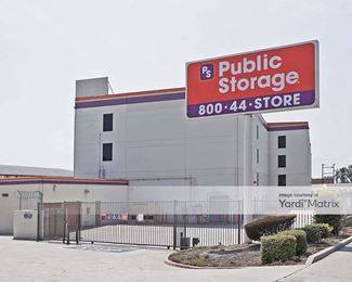 Photo 2 of Public Storage - 1747 North Eastern Avenue, Los Angeles, CA