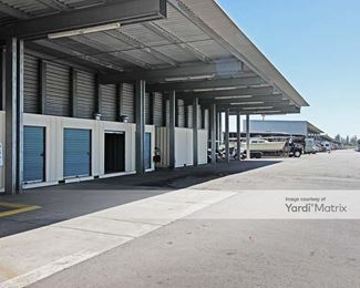 Photo 2 of Storage Outlet - 10326 Foster Road, Bellflower, CA