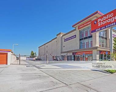 Storage Units for Rent available at 4140 Cherry Avenue, Long Beach, CA 90807