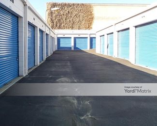 Photo 3 of StorQuest Self Storage - 2747 La Presa Avenue, Rosemead, CA