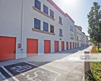 Photo 4 of Public Storage - 6467 Foothill Blvd, Tujunga, CA