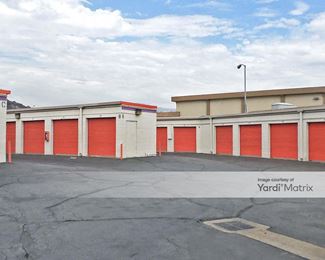 Photo 4 of Public Storage - 9036 Glenoaks Blvd, Sun Valley, CA