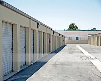 Photo 3 of Extra Space Storage - 42654 10th Street West, Lancaster, CA