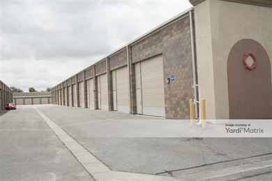 Photo 4 of Purely Storage - 44130 10th Street West, Lancaster, CA