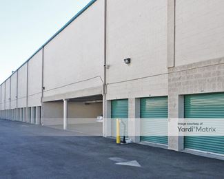 Photo 3 of Extra Space Storage - 13434 Saticoy Street, North Hollywood, CA