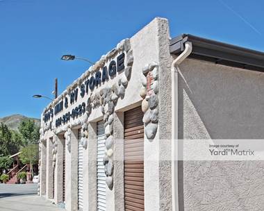 Storage Units for Rent available at 17369 Sierra Hwy, Canyon Country, CA 91351