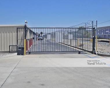 Storage Units for Rent available at 15101 Raymer Street, Van Nuys, CA 91405