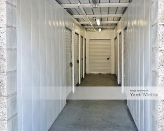Photo 5 of Extra Space Storage - 15101 Raymer Street, Van Nuys, CA