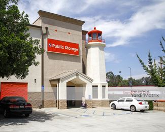 Photo 2 of Public Storage - 22222 Ventura Blvd, Woodland Hills, CA