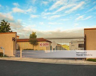 Photo 2 of Golden State Storage - 300 West Ventura Blvd, Camarillo, CA