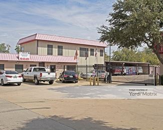 Photo 2 of Macho Self Storage - 525 Ft. Worth Drive, Denton, TX