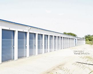 Photo 4 of Ennis Storage - 4212 Ensign Road, Ennis, TX