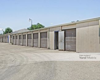 Photo 4 of Solon Place Self Storage - 301 Amanda Lane, Waxahachie, TX