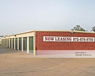 Storage Units for Rent available at 3000 NE Main Street, Ennis, TX 75119