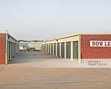 Storage Units for Rent available at 3000 NE Main Street, Ennis, TX 75119
