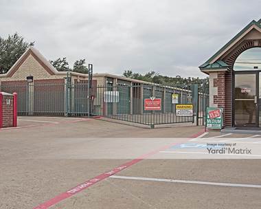 Storage Units for Rent available at 2413 Highway 121, Bedford, TX 76021