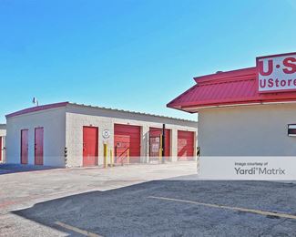 Photo 4 of U-Store-It - 3208 East Park Row Drive, Arlington, TX