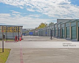 Photo 3 of Armored Self Storage - 2950 Western Center Blvd, Fort Worth, TX