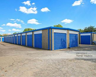 Photo 2 of SecurCare Self Storage - 272 Exchange Street, Burleson, TX