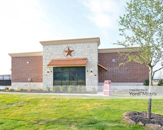 Photo 2 of Public Storage - 264 North State Highway 360, Mansfield, TX
