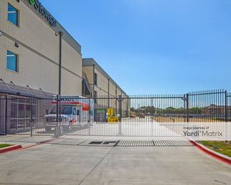 Photo 3 of Extra Space Storage - 6021 North Fwy, Fort Worth, TX