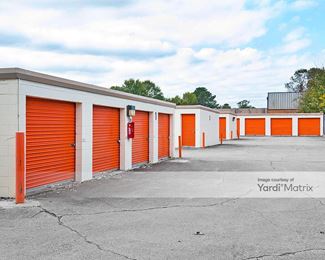 Photo 4 of Public Storage - 940 Professional Place, Chesapeake, VA
