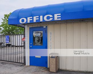 Photo 4 of StorageMart - 3000 Eastern Blvd, Baltimore, MD