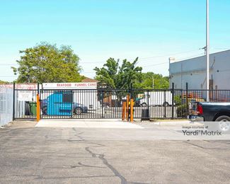 Photo 2 of Public Storage - 4343 York Road, Baltimore, MD