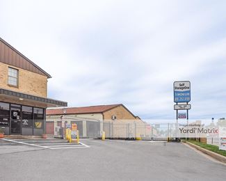 Photo 5 of Self StorageOne-Timonium - 2130 Greenspring Drive, Timonium, MD