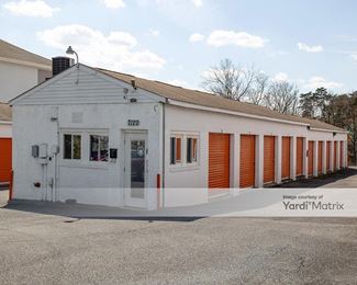 Photo 4 of Store Here Self Storage - 7120 Old Waterloo Road, Elkridge, MD