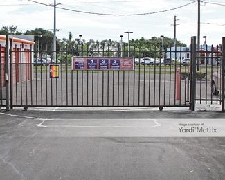 Photo 2 of Public Storage - 1120 US Highway 41 Bypass South, Venice, FL