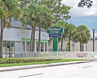 Photo 4 of Extra Space Storage - 9321 Cypress Lake Drive, Fort Myers, FL