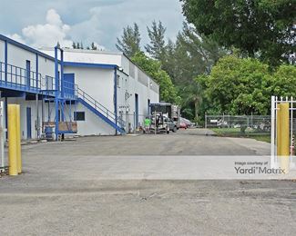 Photo 3 of Summerlin Self Storage - 16281 Pine Ridge Road, Fort Myers, FL