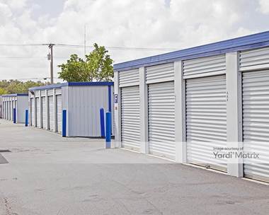 Storage Units for Rent available at 4029 Bee Ridge Road, Sarasota, FL 34233