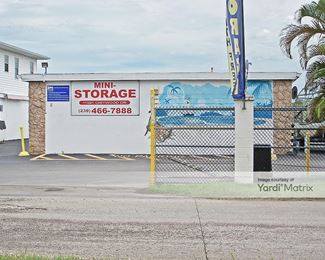 Photo 2 of CubeSmart Self Storage - 11591 Chitwood Drive, Fort Myers, FL