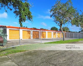 Photo 2 of Crown Mini Storage - 5550 East 15th Street, Bradenton, FL