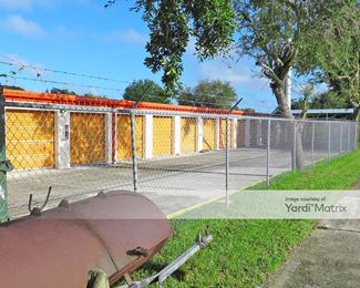 Photo 4 of Crown Mini Storage - 5550 East 15th Street, Bradenton, FL