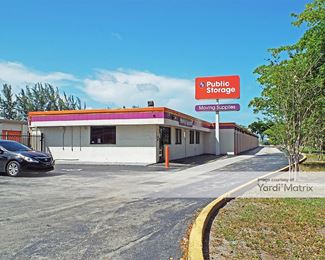 Photo 1 of Public Storage - 18450 NE 5th Avenue, Miami, FL