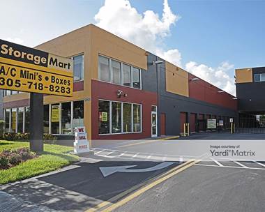 Storage Units for Rent available at 9925 SW 40th Street, Miami, FL 33165