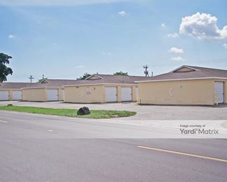 Photo 5 of X-S STORAGE - 1106 SE 12th Avenue, Cape Coral, FL