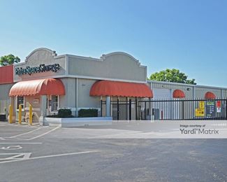 Photo 1 of Extra Space Storage - 571 Airport Pulling Road North, Naples, FL
