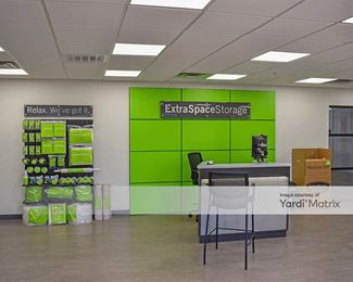 Photo 2 of Extra Space Storage - 3151 Winkler Avenue, Fort Myers, FL