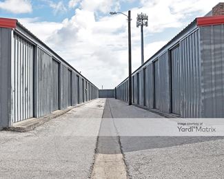 Photo 3 of Best Little Warehouse in Texas - 2038 North Coria Street, Brownsville, TX