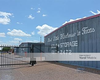 Photo 5 of Best Little Warehouse in Texas - 2409 Quamasia Avenue, Mcallen, TX
