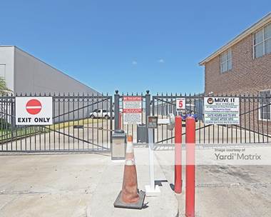 Storage Units for Rent available at 317 North Shary Road, Mission, TX 78572