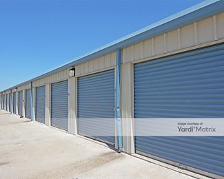 Photo 5 of Move It Self Storage - 317 North Shary Road, Mission, TX
