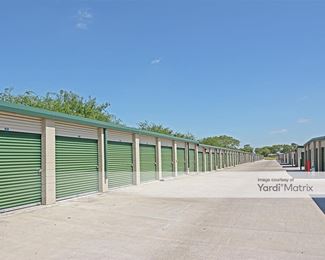 Photo 4 of Move It Self Storage - 304 West Griffin Pkwy, Mission, TX