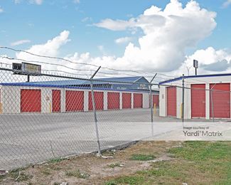 Photo 5 of Move It Storage - 1015 West Expressway 83, Donna, TX