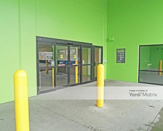 Photo 3 of Extra Space Storage - 1430 North 130th Street, Seattle, WA