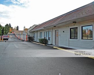 Photo 4 of Public Storage - 17800 Des Moines Memorial Drive, Burien, WA